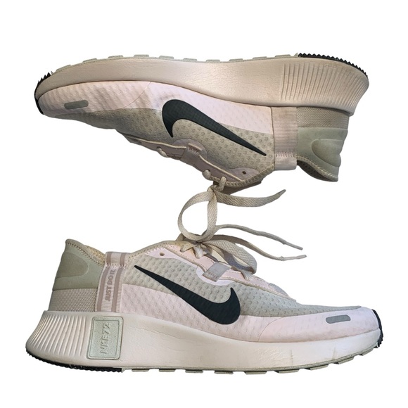 NIKE | Women’s Reposto Sneaker -‎ Sz 9.5 - Picture 7 of 12